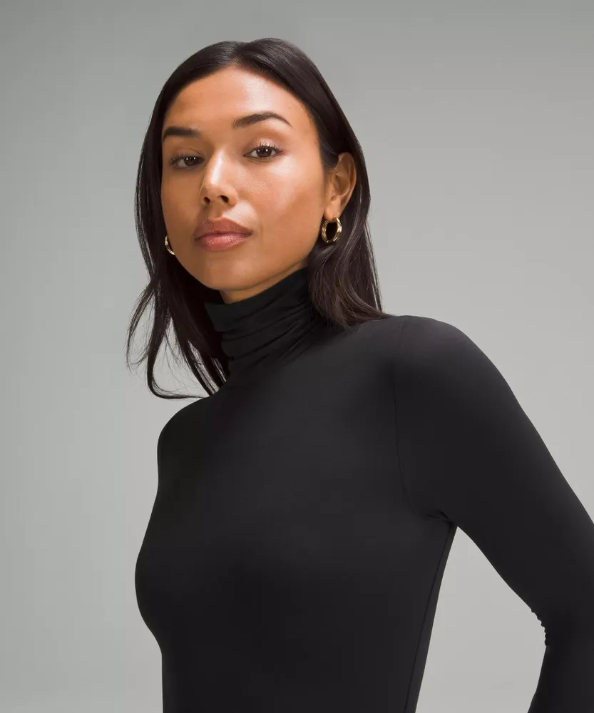 Lululemon clearance black turtleneck