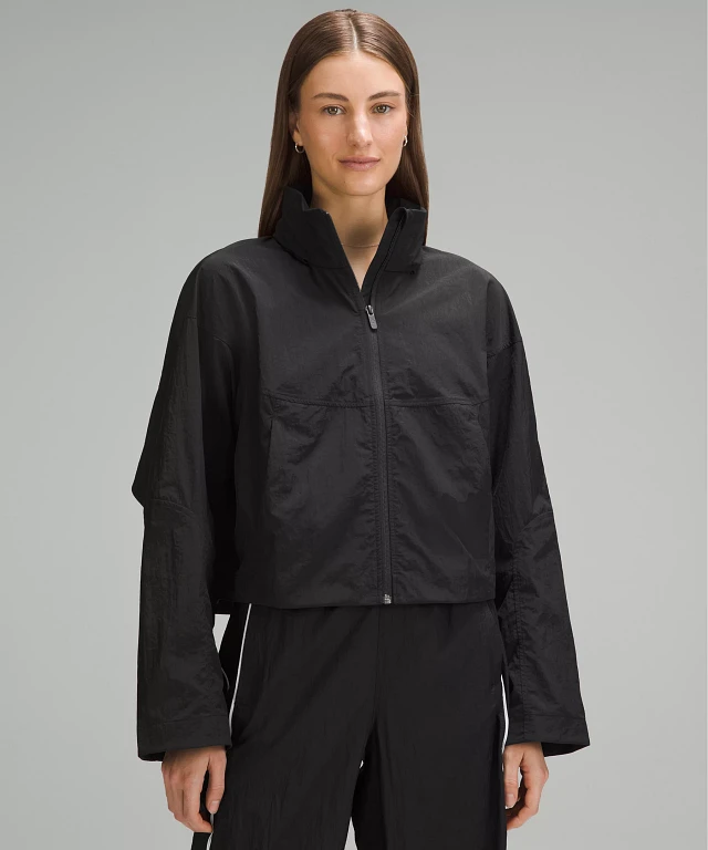 Lululemon athletica Lightweight Relaxed-Fit Vented Jacket Lululemon athletica Lightweight Relaxed-Fit Vented Jacket