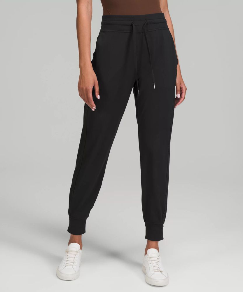 Lulu store joggers women