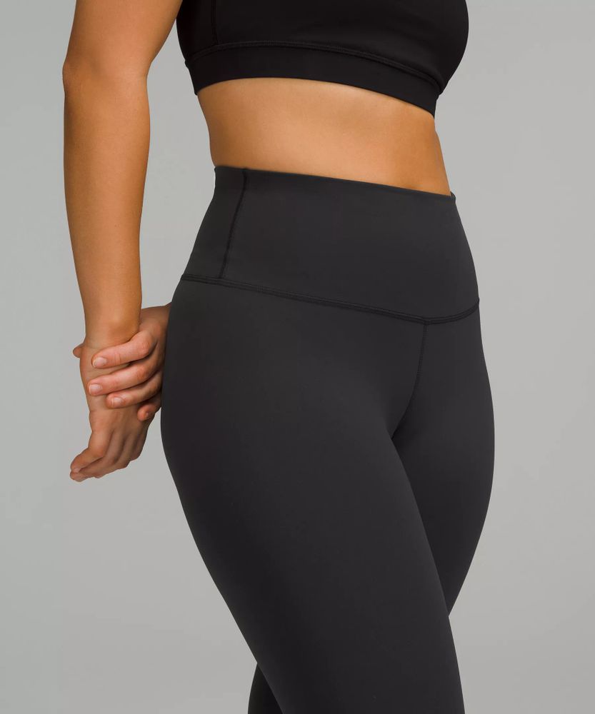 Lululemon Wunder store Train Contour Fit