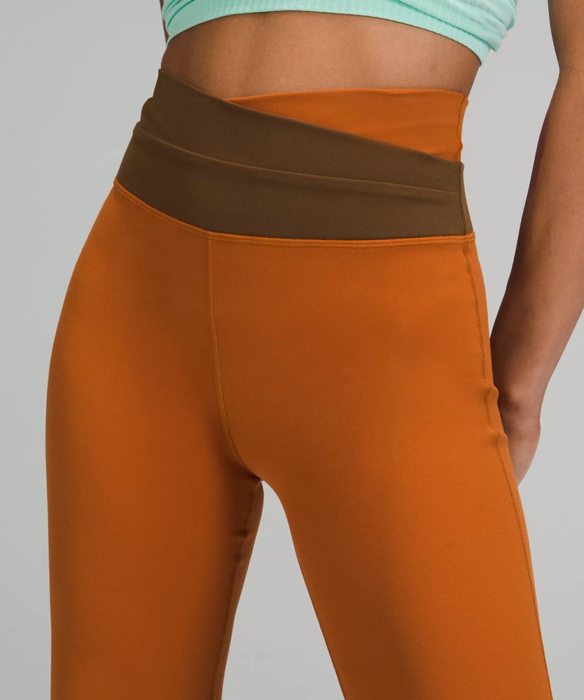 Lululemon hot sale astro crop