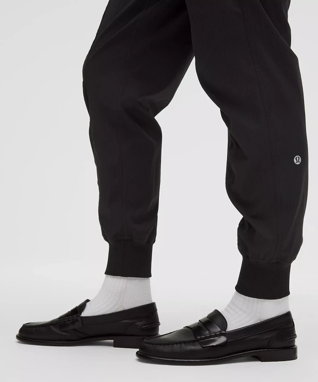 Lululemon athletica Dance Studio Mid-Rise Jogger *Full Length at