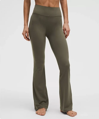 【lululemon】ヨガ Groove Nulu Foldover-Waist フレア パンツ Groove Nulu Foldover-Waist Flared Pant | Lululemon EU