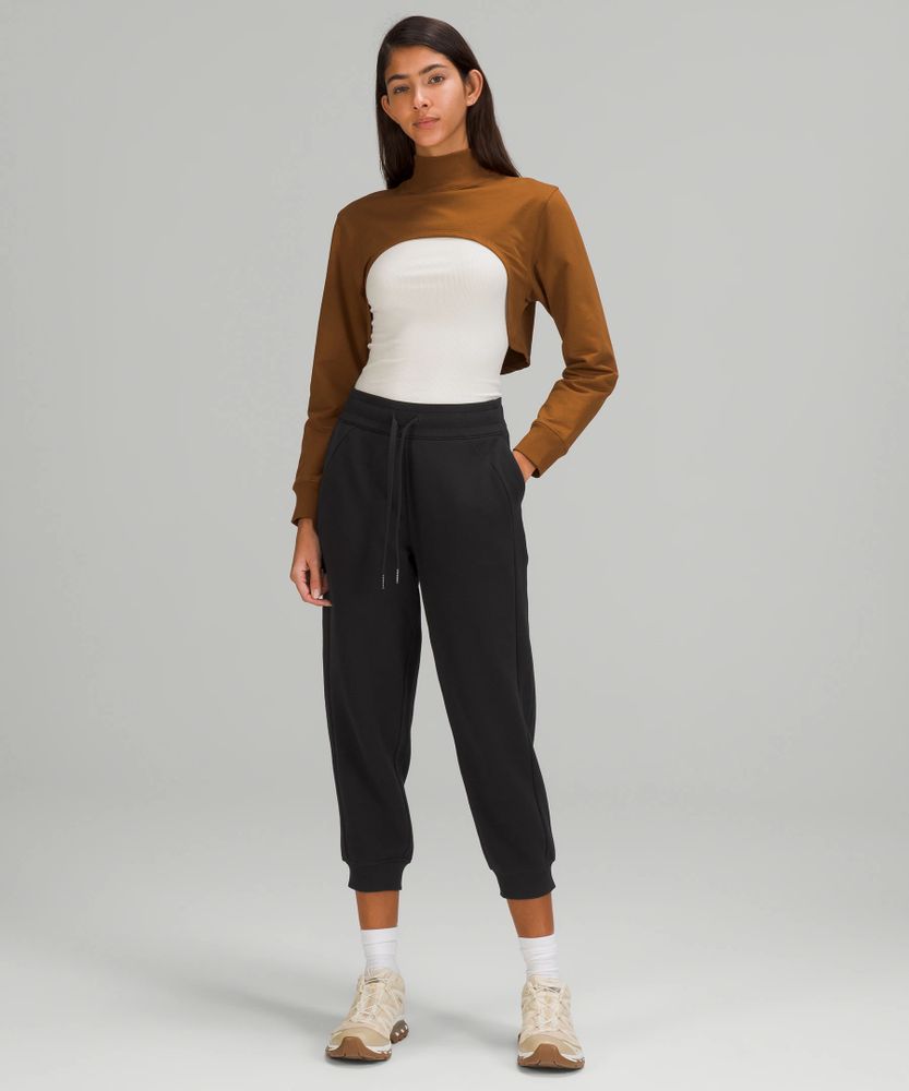 Lululemon on sale crop joggers