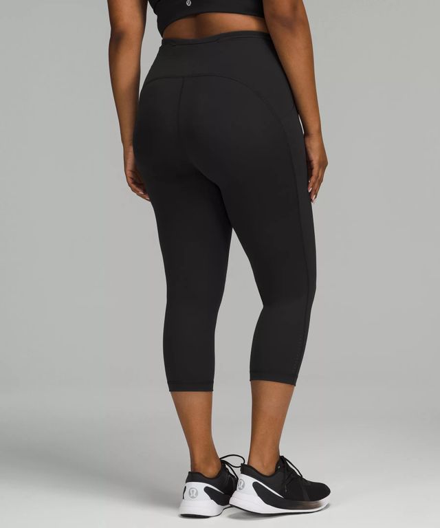 Lululemon On Pace Crop store 21