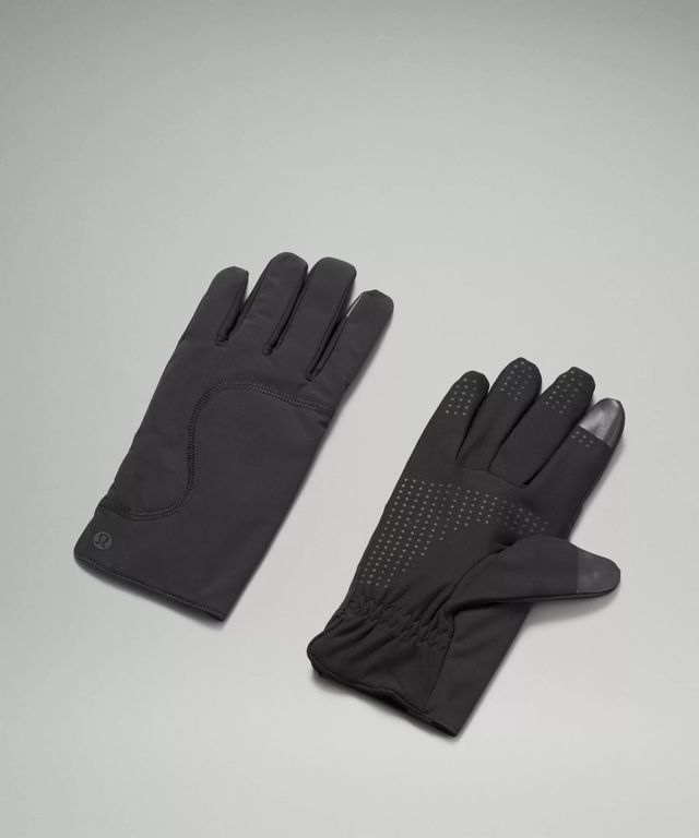 Lululemon store winter gloves