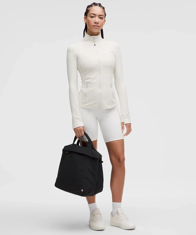Lululemon On My Level トート20L light ivory Lululemon On My Level Tote Bag 20L Light Ivory✨ DM for