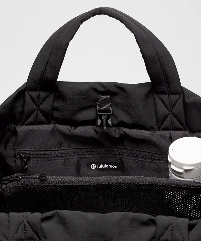 Lululemon athletica On My Level Barrel Duffle Bag 16L