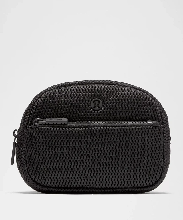 lululemon City Essentials バッグ Lululemon City Essentials Pouch 4L - Oil Grey - lulu fanatics