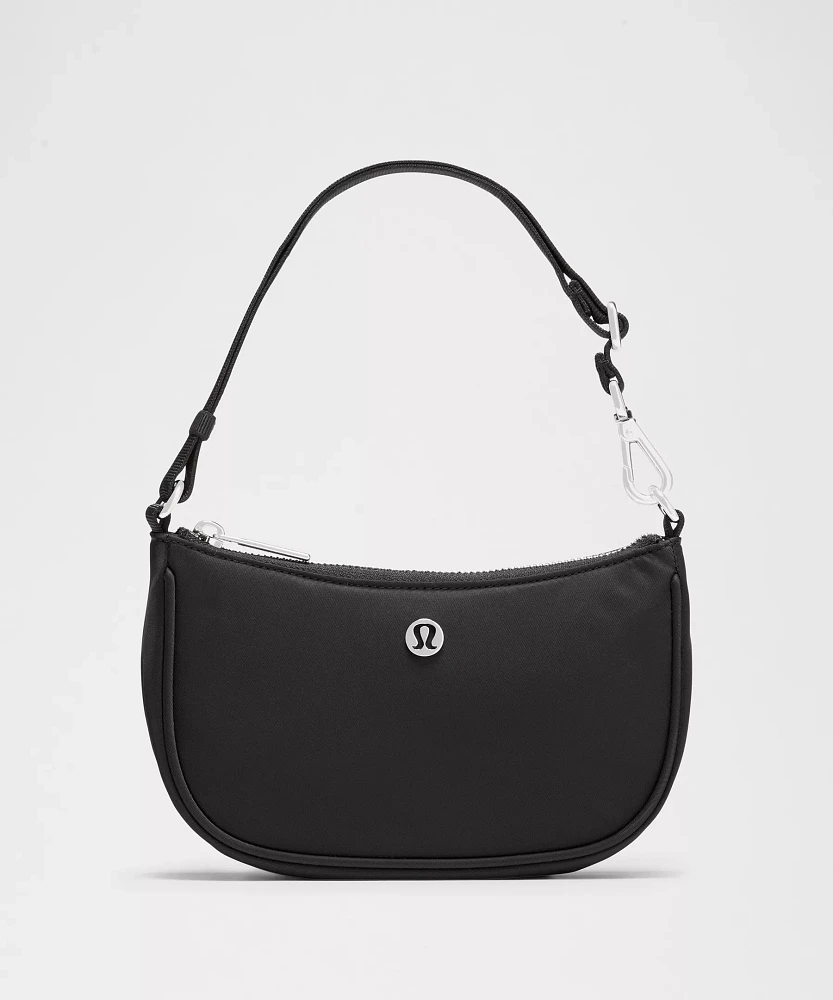 lululemon（ルルレモン)City Essentials バッグ 25L Lululemon athletica City Essentials Mini Shoulder Bag 1L