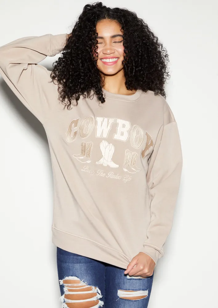 Embroidered boyfriend crewneck online sweatshirt