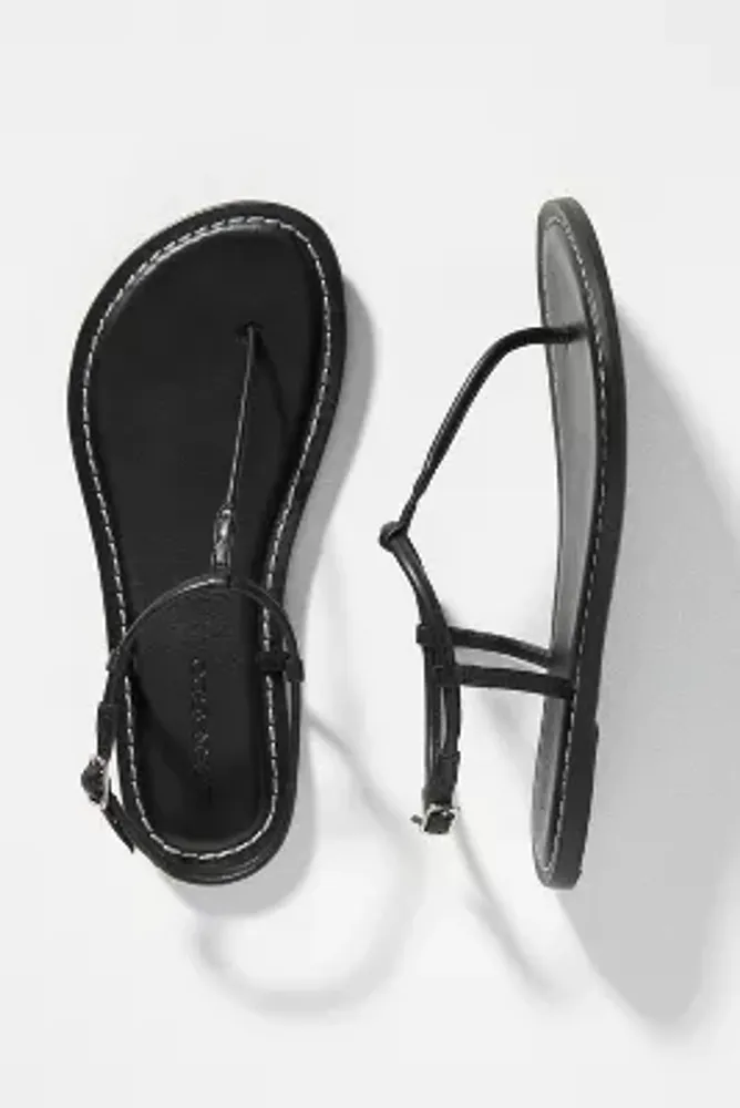 Bernardo best sale thong sandals