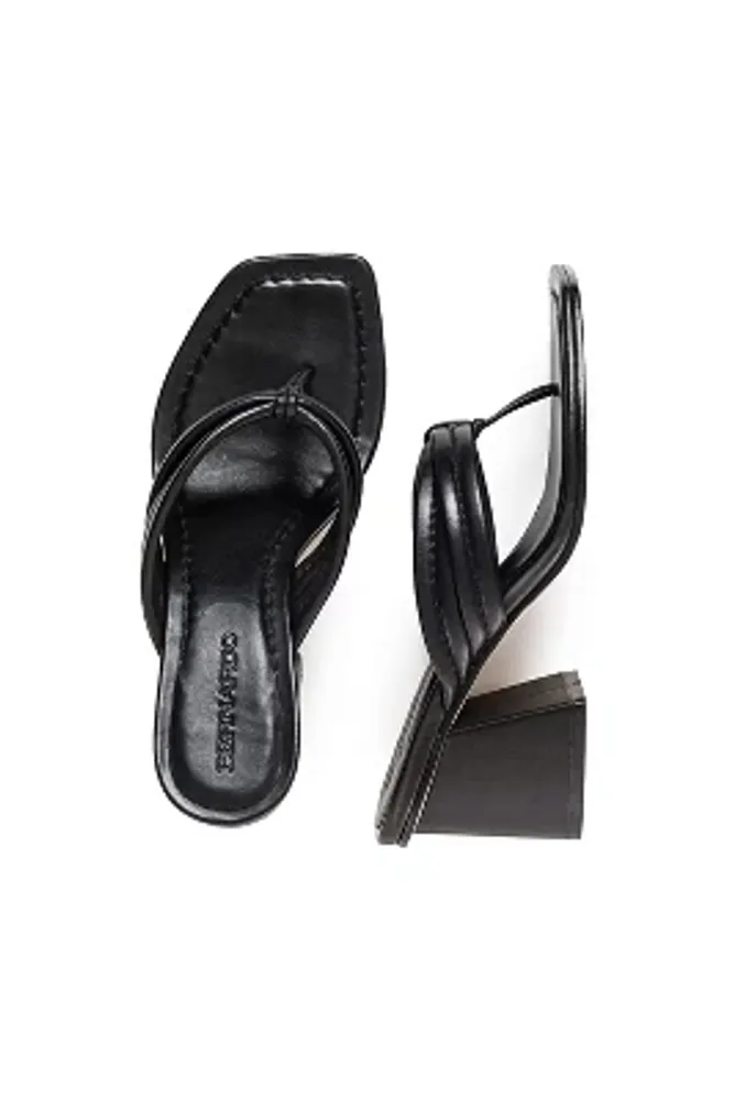 Bernardo hot sale miami sandals