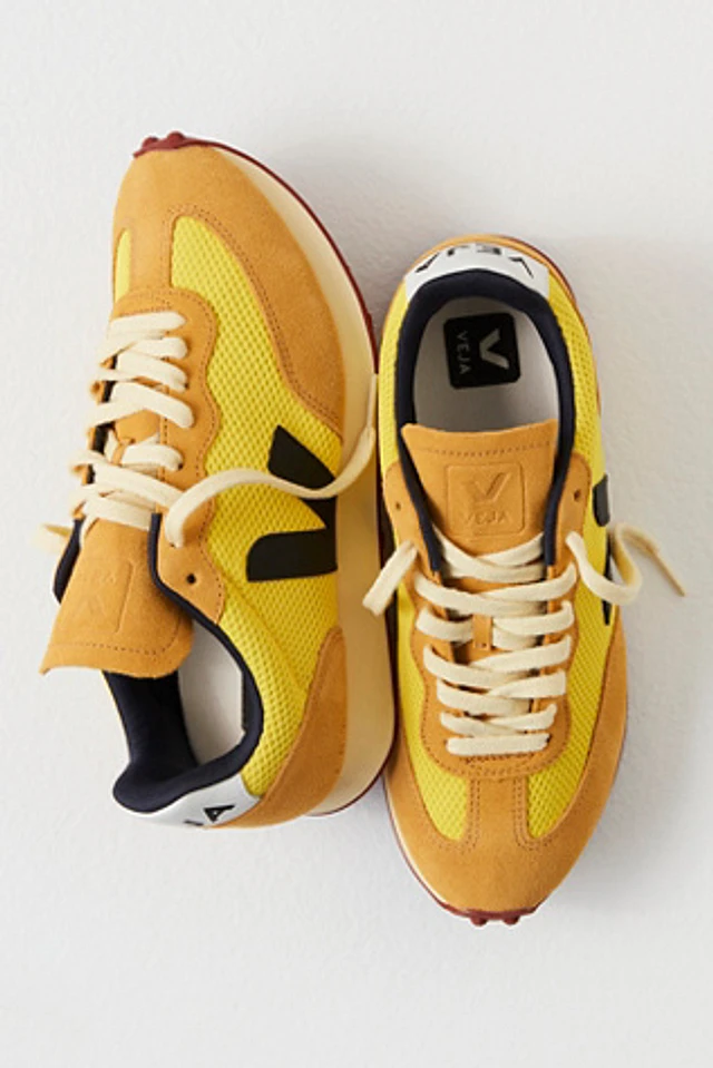 Veja Rio Branco Sneakers | Pacific City