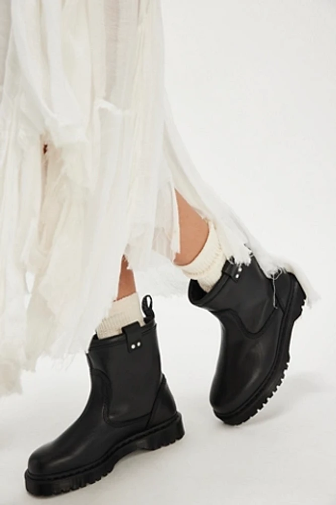 【Dr Martens】ANISTONE LOバイカーブーツ Anistone Lo Leather Biker Boots in Dark Brown | Dr. Martens