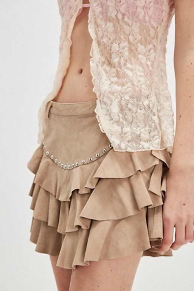 Understated Leather Stage Coach Skirt Belt at MarketFair