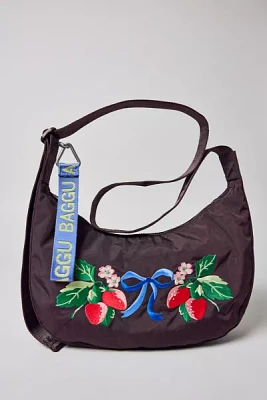 Urban Outfitters限定【BAGGU】Medium Nylon Crescent Bag BAGGU Medium Nylon Crescent Bag | Urban Outfitters Canada