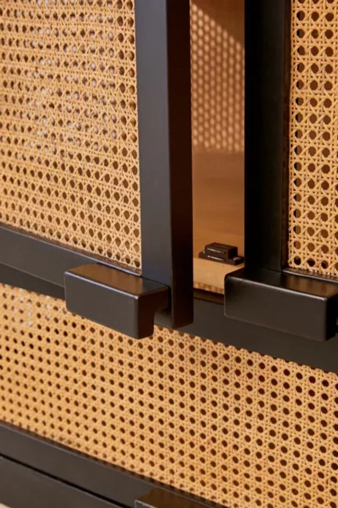 Urban Outfitters Marte Storage Mall of America®