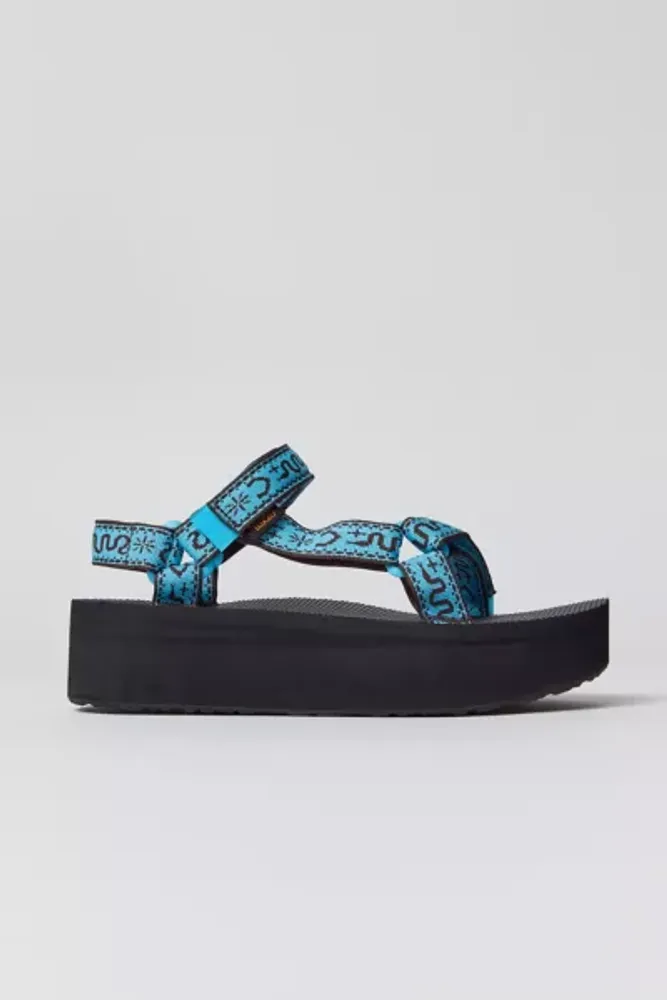 Teva platform best sale flip flops