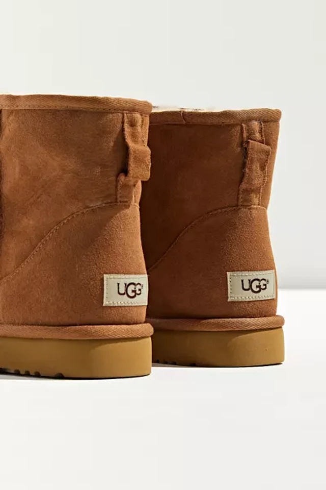 UGG Classic Maxi Toggle Boot | Pacific City