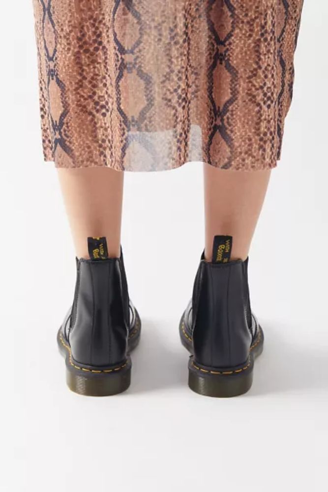 Dr martens boots urban on sale outfitters