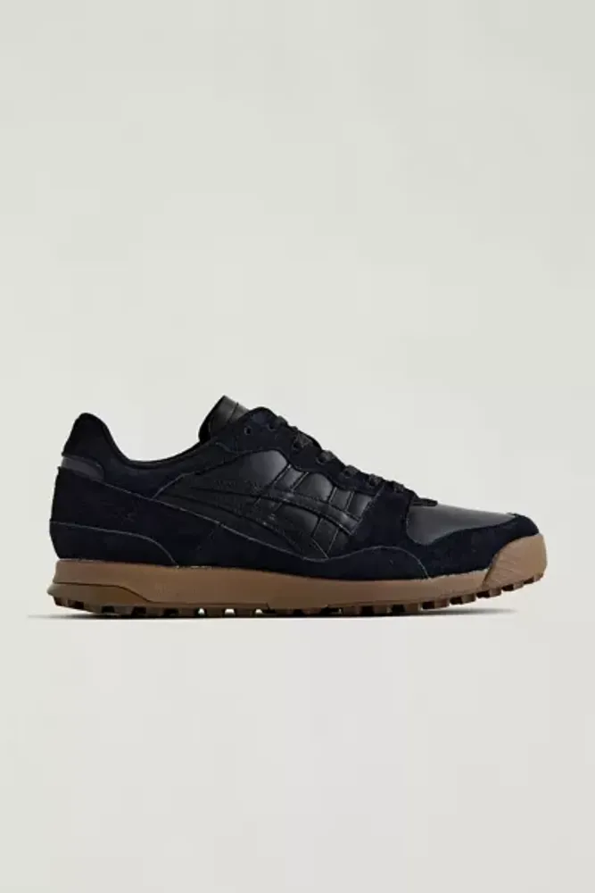 onitsuka moa