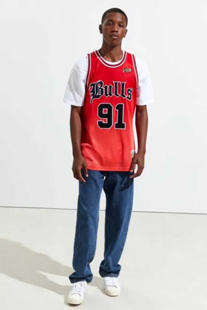 Urban Outfitters Mitchell & Ness Old English Chicago Bulls Dennis