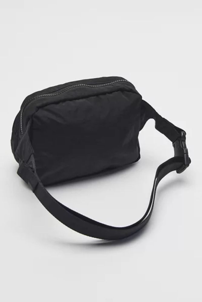 Urban Outfitters BAGGU Belt Nylon Bag Mall of America®