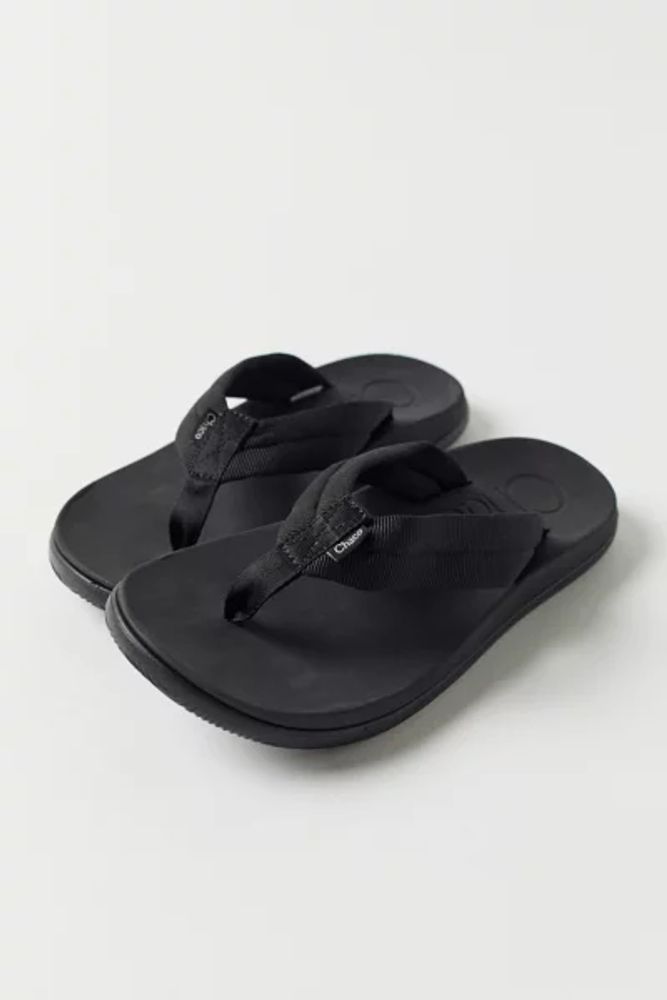 Urban best sale outfitters chaco