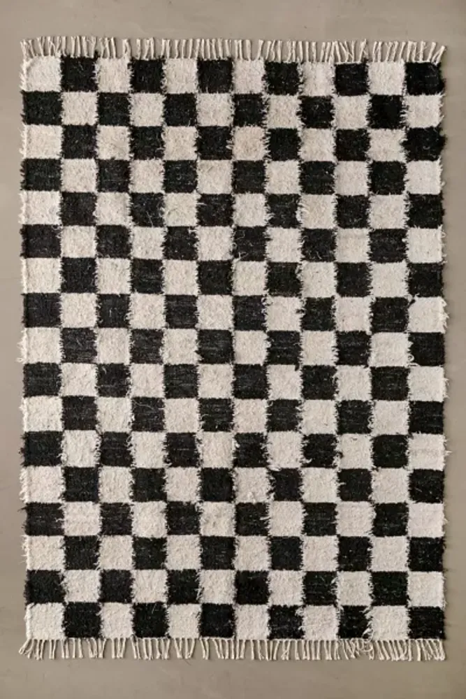 Urban Outfitters Checkerboard Woven Shag Rag Rug | The Summit