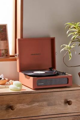 Urban Outfitters Audio-Technica UO Exclusive LP60X-BT Bluetooth Record Player | Mall of AmericaÂ®