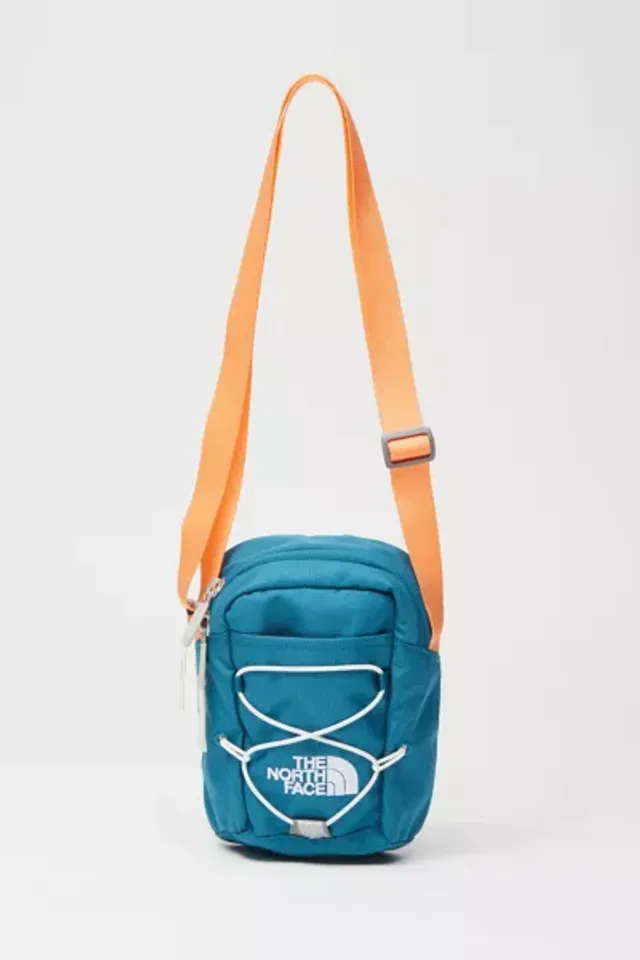 The north face convert deals crossbody bag