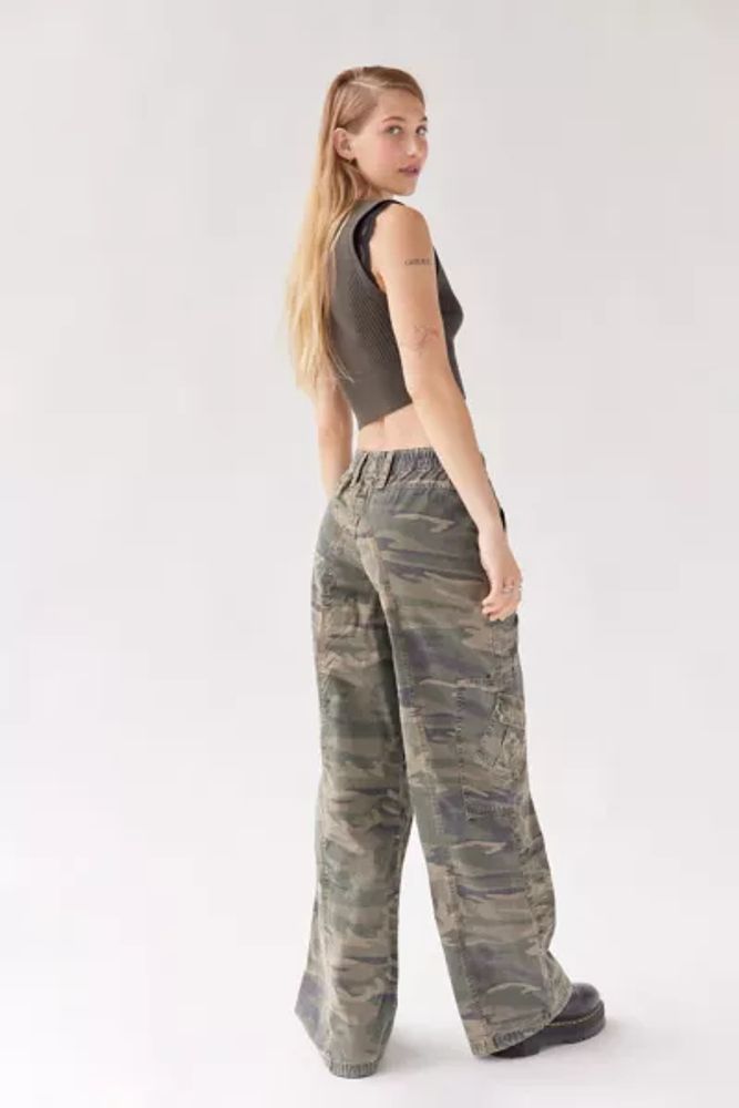 Urban Outfitters UO Y2K Camo Cargo Pant | Mall of America®