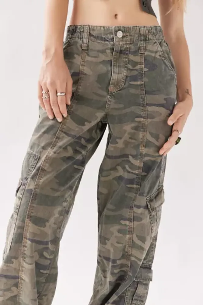 Urban Outfitters UO Y2K Camo Cargo Pant Square One