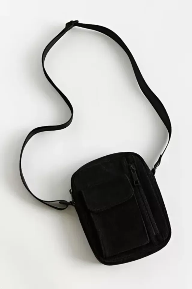 【本物保証 /関税・送料無料】Jordan Monogram Messenger NWT Nike Jordan Monogram Mini Messenger Crossbody Bag (3.6L