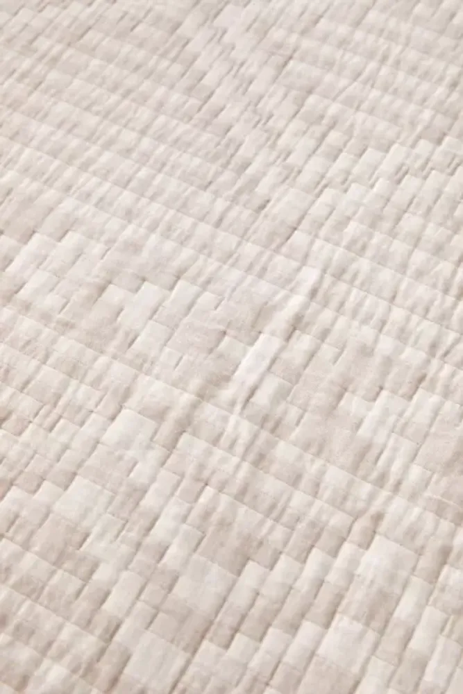 Urban Outfitters Pendleton Ganado Organic Cotton Matelassé Coverlet
