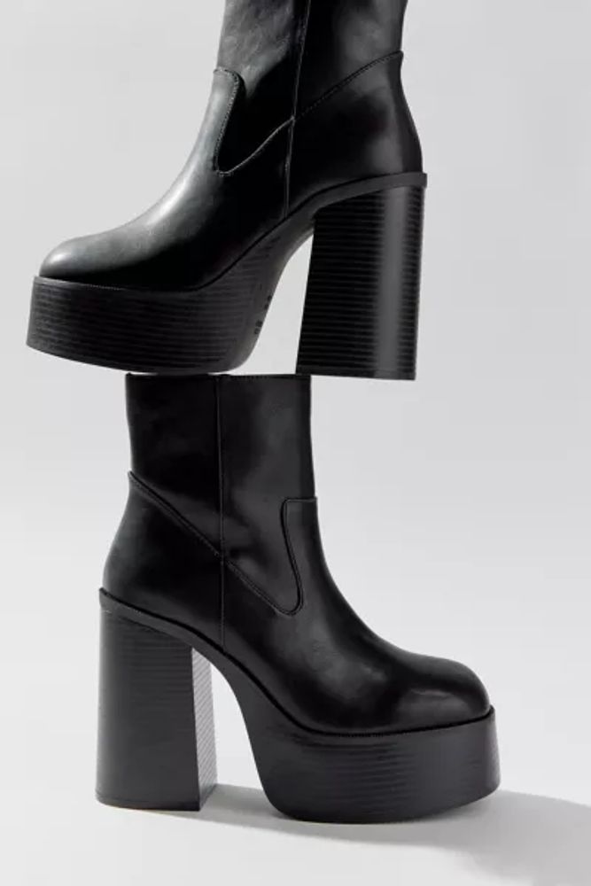 Uo leo 2025 platform boot