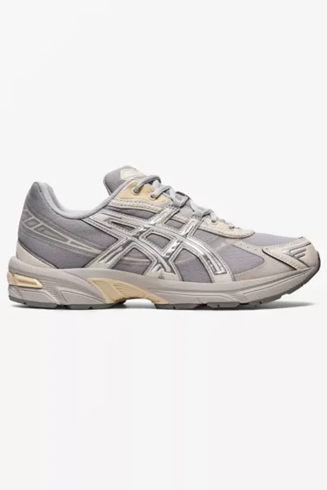 Asics shoes hotsell urban outfitters