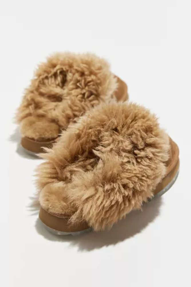 Urban Outfitters EMU Australia Jolie Sharky Curly Slippers | Mall