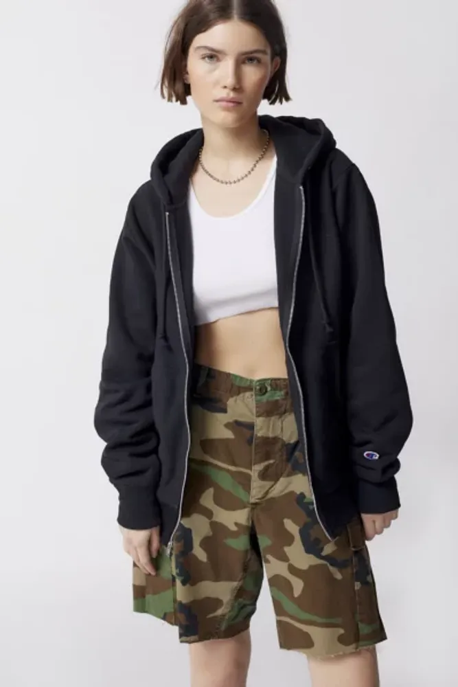 Champion sweatshirt outfit outlet urban outfitters