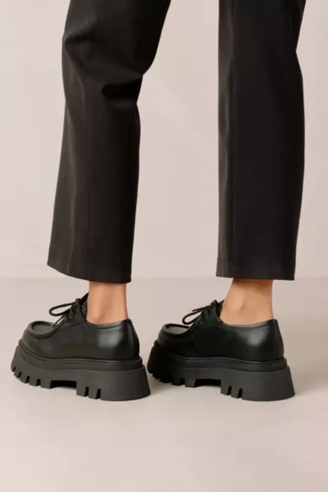 Urban Outfitters ALOHAS Tycoon Leather Platform Lace Up Loafer