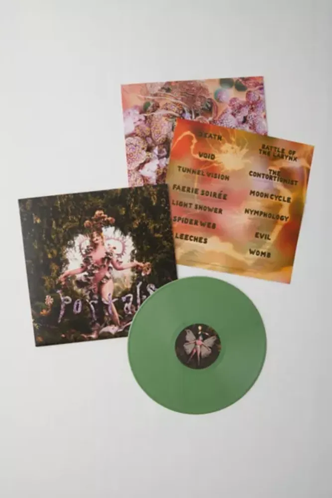Urban Outfitters Melanie Martinez - Portals Limited LP | Mall of America®