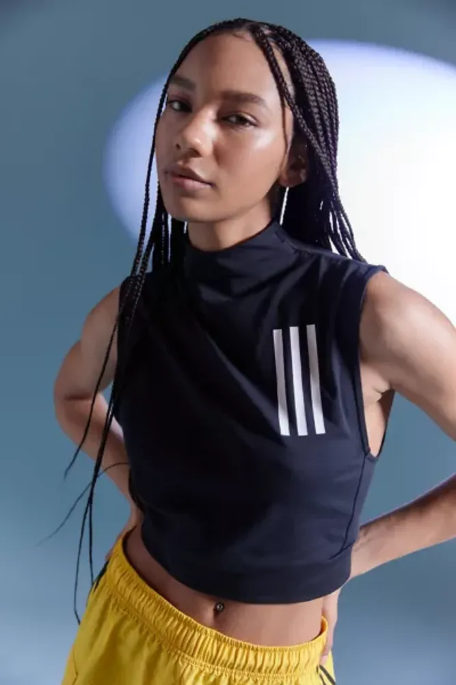 Urban outfitters cheap adidas crop top