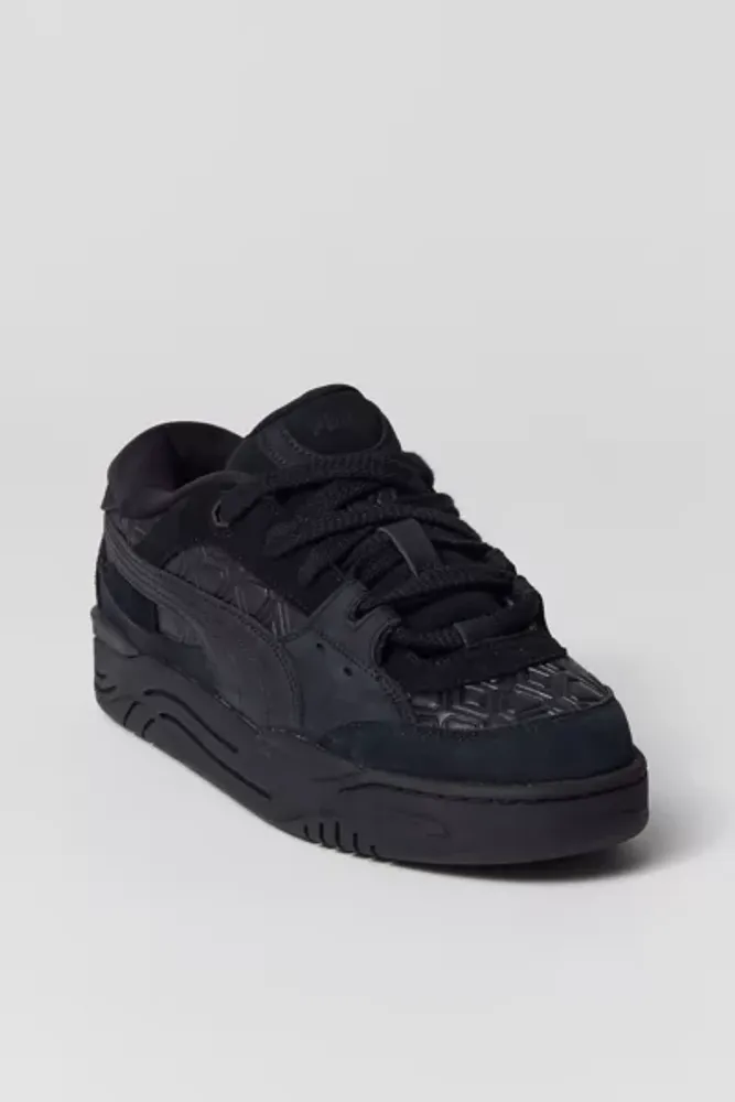 Black puma shoes hotsell womens urban outfitters