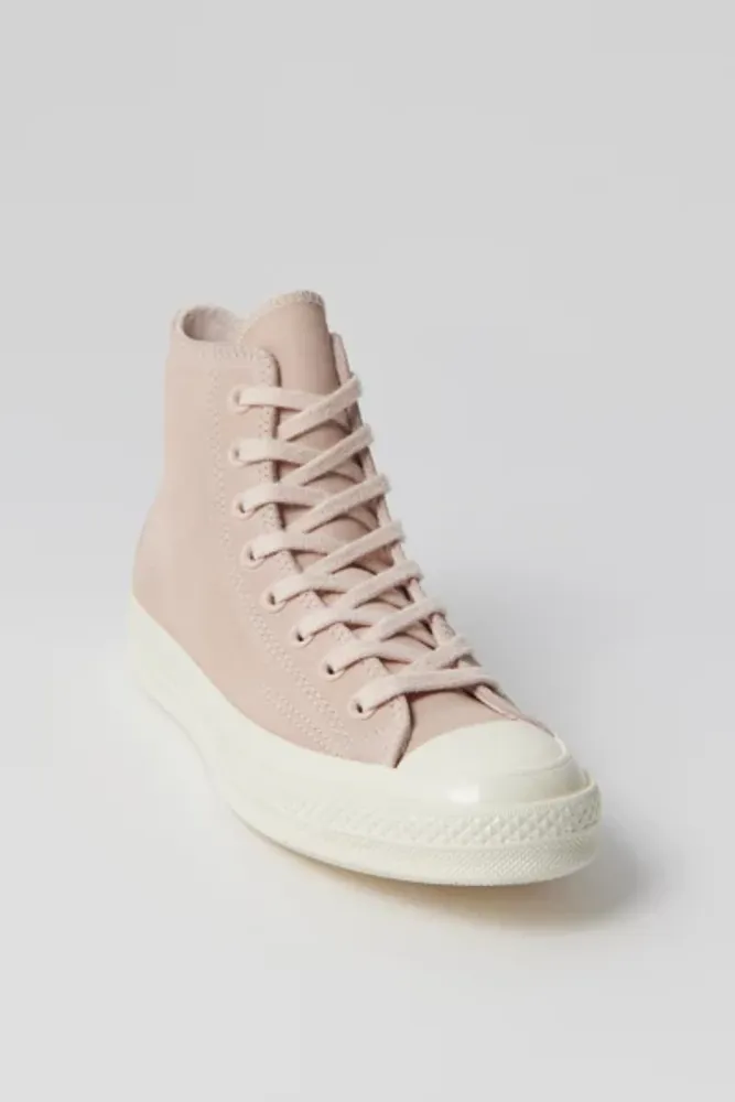 Urban Outfitters Converse Chuck 70 Leather High Top Sneaker Mall Of America®