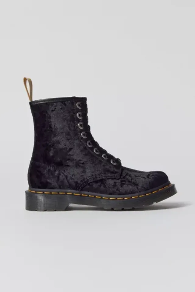 Dr martens hot sale 1460 urban outfitters