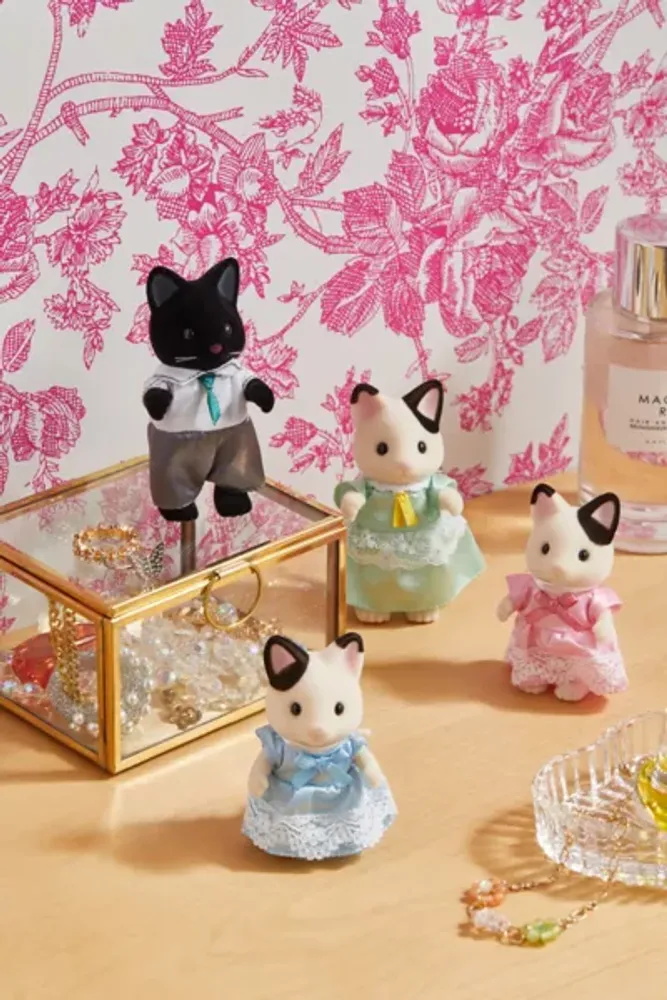 Urban Outfitters Calico Critters Tuxedo Cat Family Figure Set