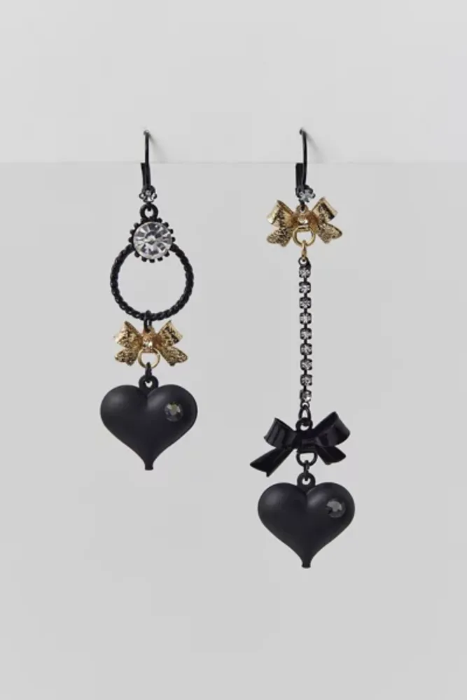 Betsey johnson hot sale mismatched earrings