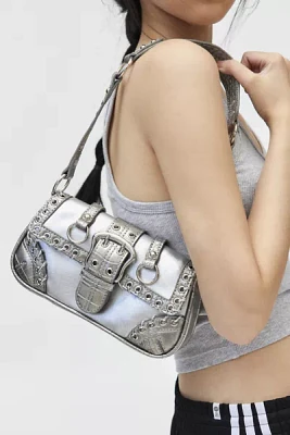 【Urban Outfitters】バックル バッグ Silence + Noise Hailey Silence + Noise Hailey Buckle Bag | Urban Outfitters