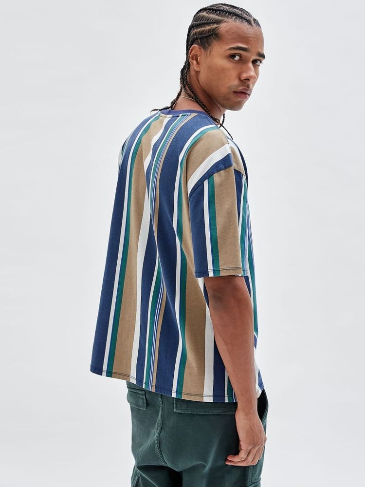 Guess t shirt vertical stripes on sale